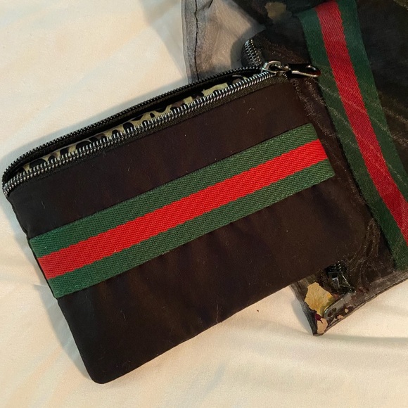 Pouch - Picture 4 of 4